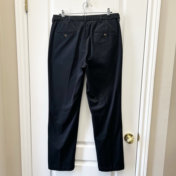 Haggar Men's Chino Pants Casual Flat Front Cotton Black Size 32 - Picture 3 of 14